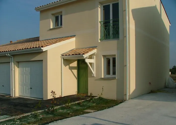 Сasa de vacaciones Maison Piscine Couverte Saint-Georges-de-Didonne