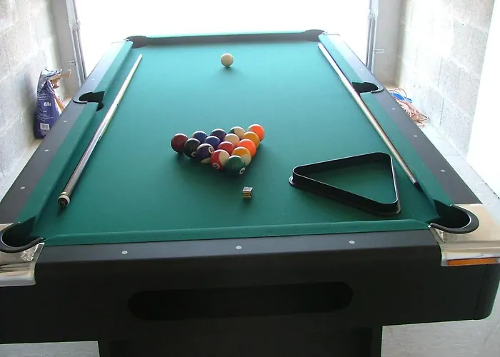 Maison Piscine Couverte Сasa de vacaciones *